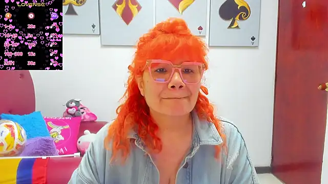 Snapshot of Salomeediaz_ chatting on June 28, 12:44 pm Salomeediaz online show from June 28, 12:44 pm