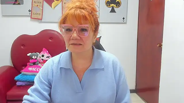 Salomeediaz  online show from February 13, 9:04 pm