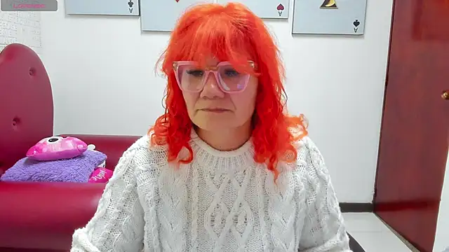 Snapshot of Salomeediaz_ chatting on May 4, 9:06 pm Salomeediaz online show from May 4, 9:06 pm