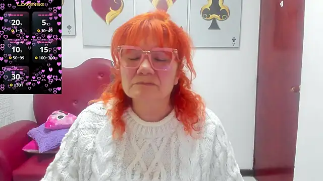 Salomeediaz  online show from April 17, 10:01 pm