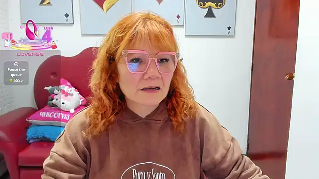 Salomeediaz  online show from February 18, 9:00 pm