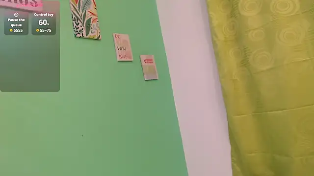 alisontitsmilk19 online show from November 28, 2:12 am