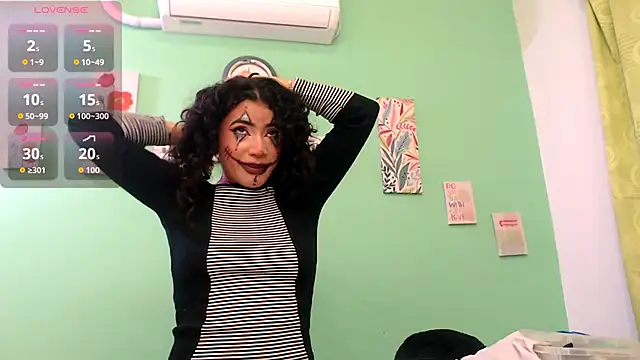 alisontitsmilk19 online show from November 1, 2:29 am