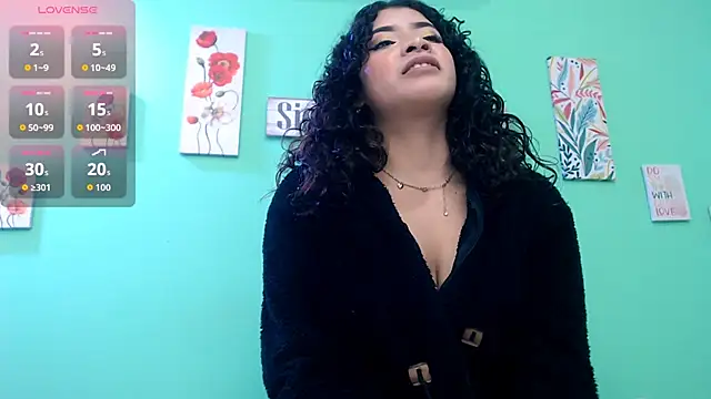 alisontitsmilk19 online show from November 14, 1:31 am