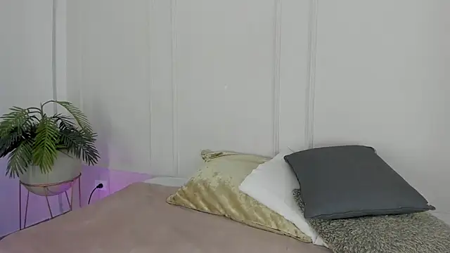 Mariapettit online show from February 5, 11:39 am