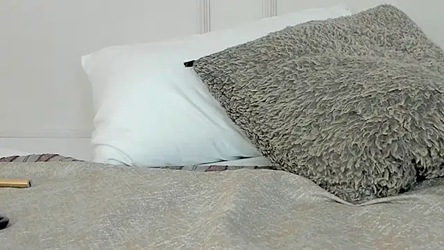 Snapshot of Mariapettit chatting on November 24, 11:43 am Mariapettit online show from November 24, 11:43 am