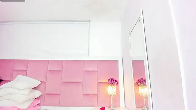 DaphneLloyd online show from January 10, 1:53 am