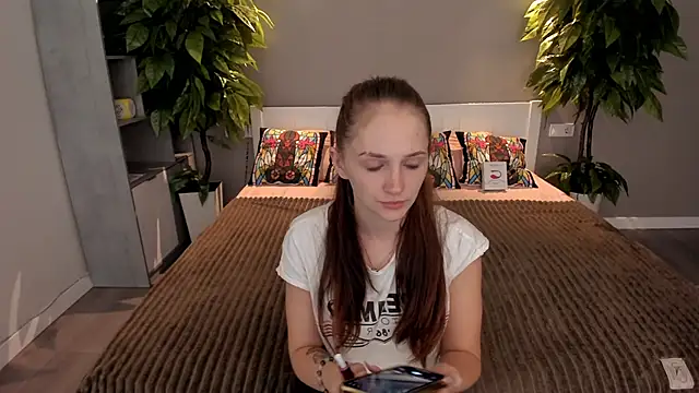 PamelaXX  online show from September 27, 8:04 pm
