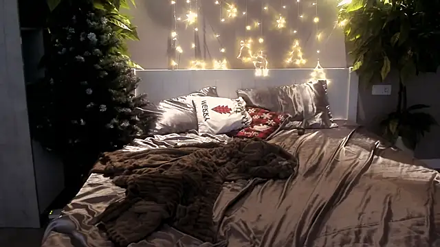 Snapshot of PamelaXX_ chatting on January 9, 4:08 am PamelaXX online show from January 9, 4:08 am