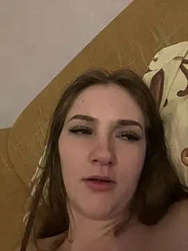 Snapshot of PamelaXX_ chatting on February 18, 3:37 am PamelaXX online show from February 18, 3:37 am