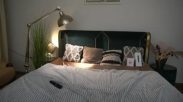 PamelaXX  online show from May 19, 1:56 am