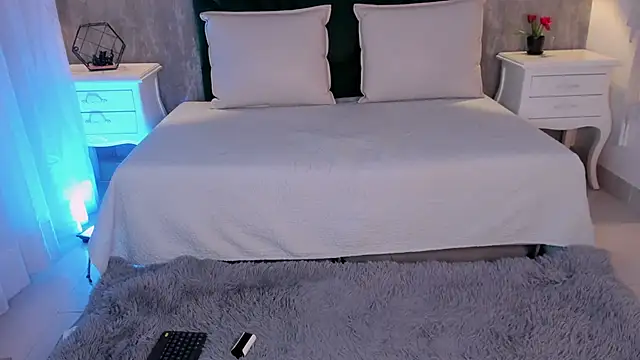 Alexiis Etereo online show from April 1, 7:33 pm