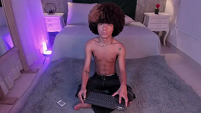 Alexiis Etereo online show from April 16, 7:36 pm