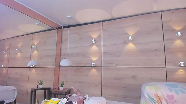 martina touss online show from December 22, 12:49 pm