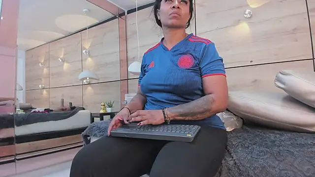 martina touss online show from July 8, 12:57 am