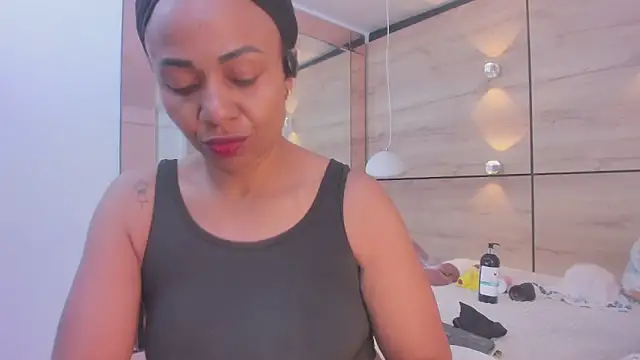 martina touss online show from January 14, 1:04 pm