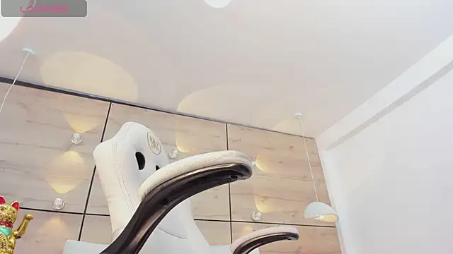 martina touss online show from March 20, 2:29 am