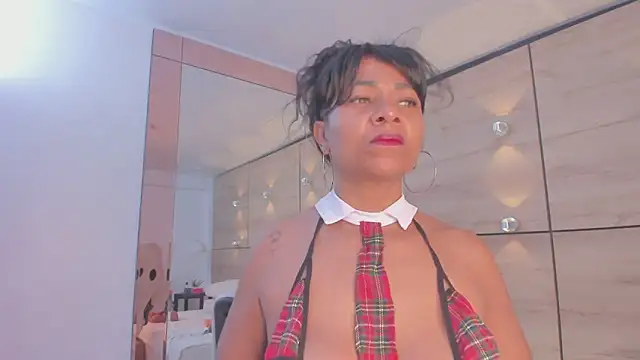 martina touss online show from October 20, 11:44 am