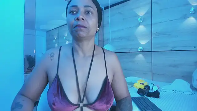 martina touss online show from January 13, 1:04 pm