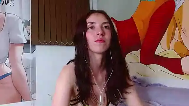 Snapshot of mildre303av chatting on February 8, 9:24 am mildre303av online show from February 8, 9:24 am