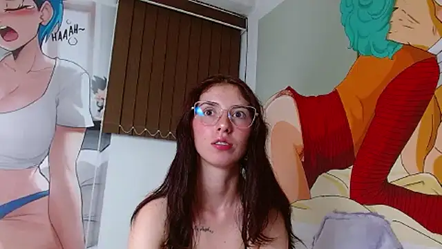 Snapshot of mildre303av chatting on February 8, 6:22 am mildre303av online show from February 8, 6:22 am