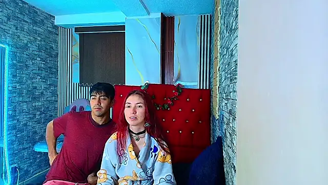 Snapshot of mildre303av chatting on December 2, 8:32 pm mildre303av online show from December 2, 8:32 pm