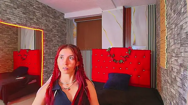 Snapshot of mildre303av chatting on November 28, 9:15 pm mildre303av online show from November 28, 9:15 pm