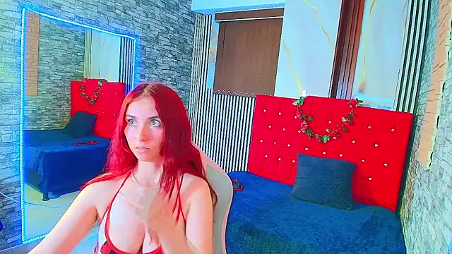 Snapshot of mildre303av chatting on November 10, 8:36 pm mildre303av online show from November 10, 8:36 pm