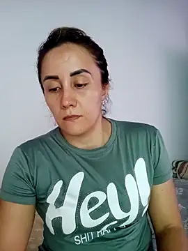 Isabel23zr online show from November 15, 3:05 pm