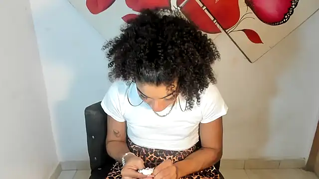 naomiwildburn online show from June 26, 9:31 pm