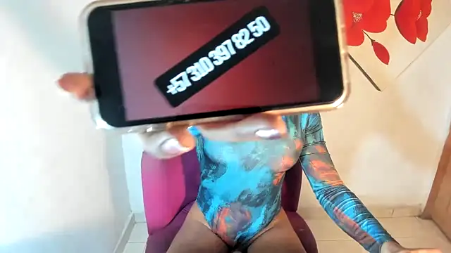 naomiwildburn online show from March 11, 2:11 pm