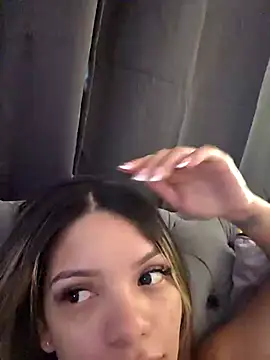 Ameliadickens online show from November 6, 8:13 pm