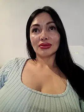 Snapshot of _monicab chatting on June 7, 3:23 am monicab online show from June 7, 3:23 am
