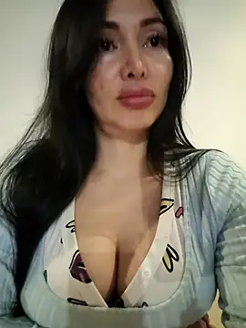 Snapshot of _monicab chatting on July 14, 2:05 am monicab online show from July 14, 2:05 am