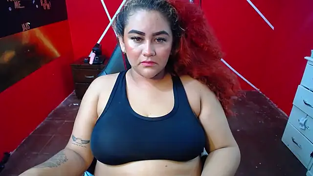 loly bigbooty4u online show from November 28, 8:25 am