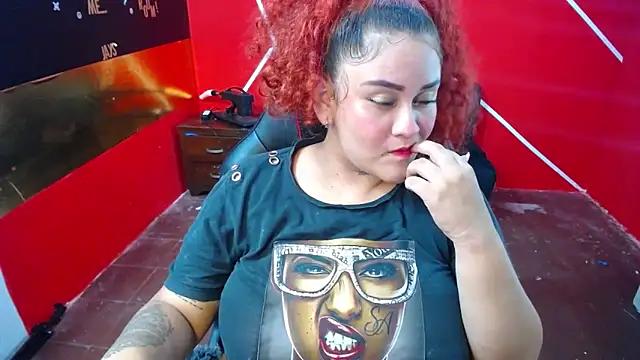 loly bigbooty4u online show from November 13, 6:17 am