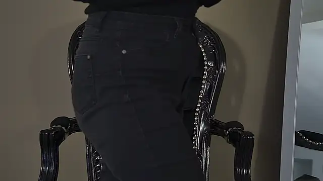 AliceMunro online show from February 21, 8:33 pm