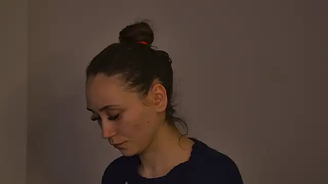 AliceMunro online show from March 26, 9:35 pm