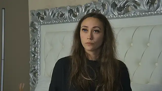 AliceMunro online show from November 18, 8:23 pm