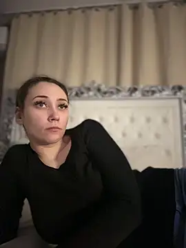 AliceMunro online show from March 28, 10:00 pm