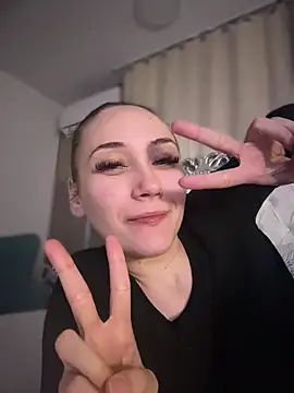 AliceMunro online show from March 18, 9:15 pm