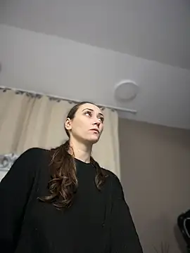 AliceMunro online show from December 16, 8:35 pm