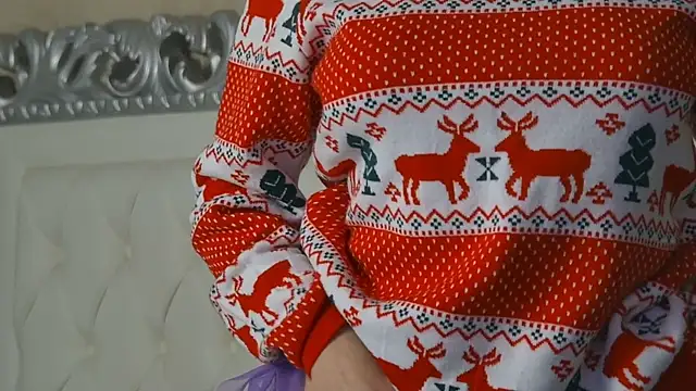 AliceMunro online show from December 2, 8:43 pm