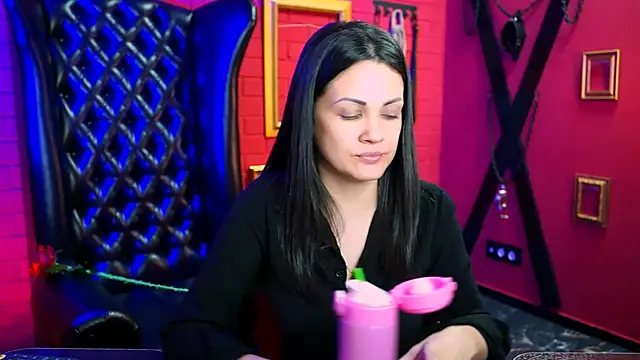 Snapshot of KarolinaRobinson chatting on February 28, 3:04 pm KarolinaRobinson online show from February 28, 3:04 pm