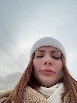 Accole online show from January 7, 8:34 am