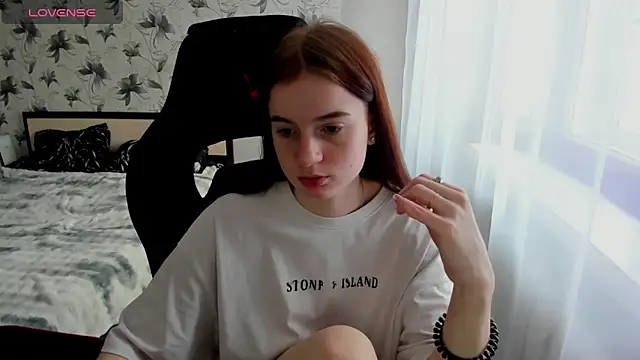 Stacey Brown online show from February 6, 11:26 pm