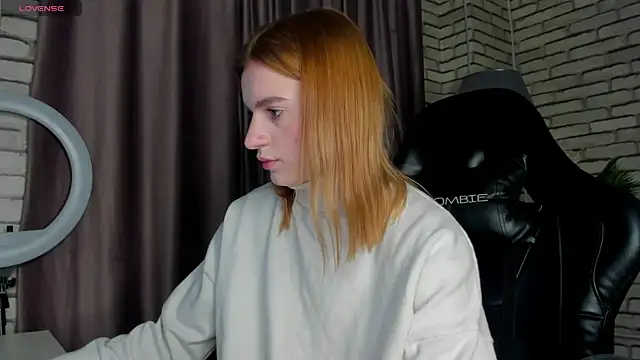 Snapshot of Stacey_Brown chatting on February 20, 1:24 am Stacey Brown online show from February 20, 1:24 am