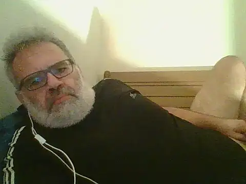 Snapshot of DockTVXXX chatting on November 6, 3:21 am DockTVXXX online show from November 6, 3:21 am