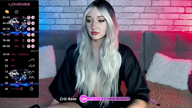 Snapshot of Eva_Evile chatting on December 4, 1:15 am Eva Evile online show from December 4, 1:15 am