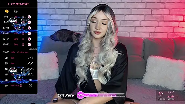 Snapshot of Eva_Evile chatting on October 2, 8:29 am Eva Evile online show from October 2, 8:29 am